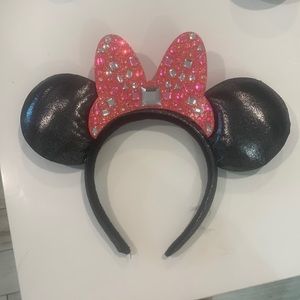 Authentic Disney world bought Minnie ears